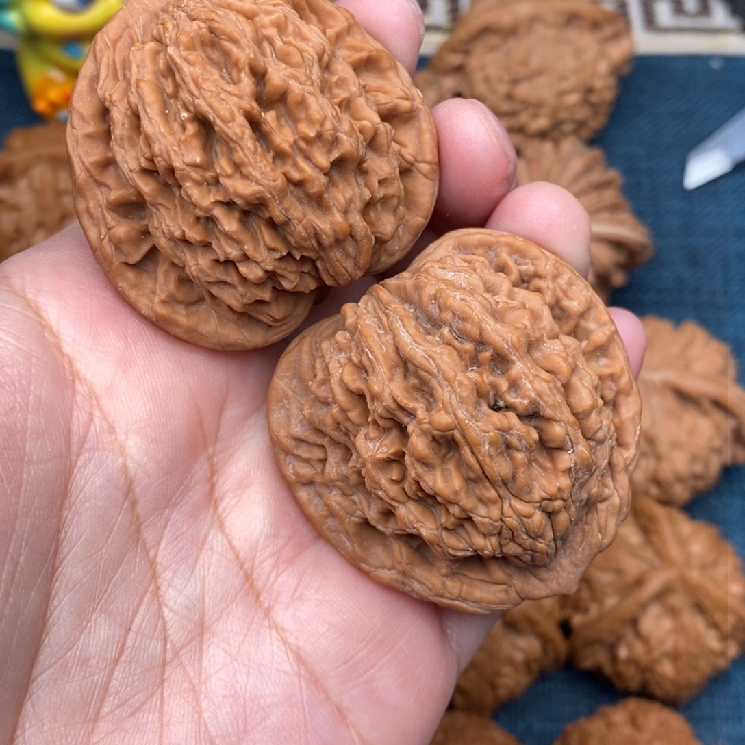 文玩核桃把件鲲*44毕业虎头全品