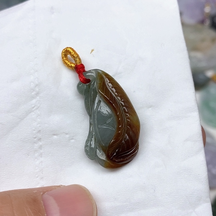 翡翠未镶嵌颈饰22号