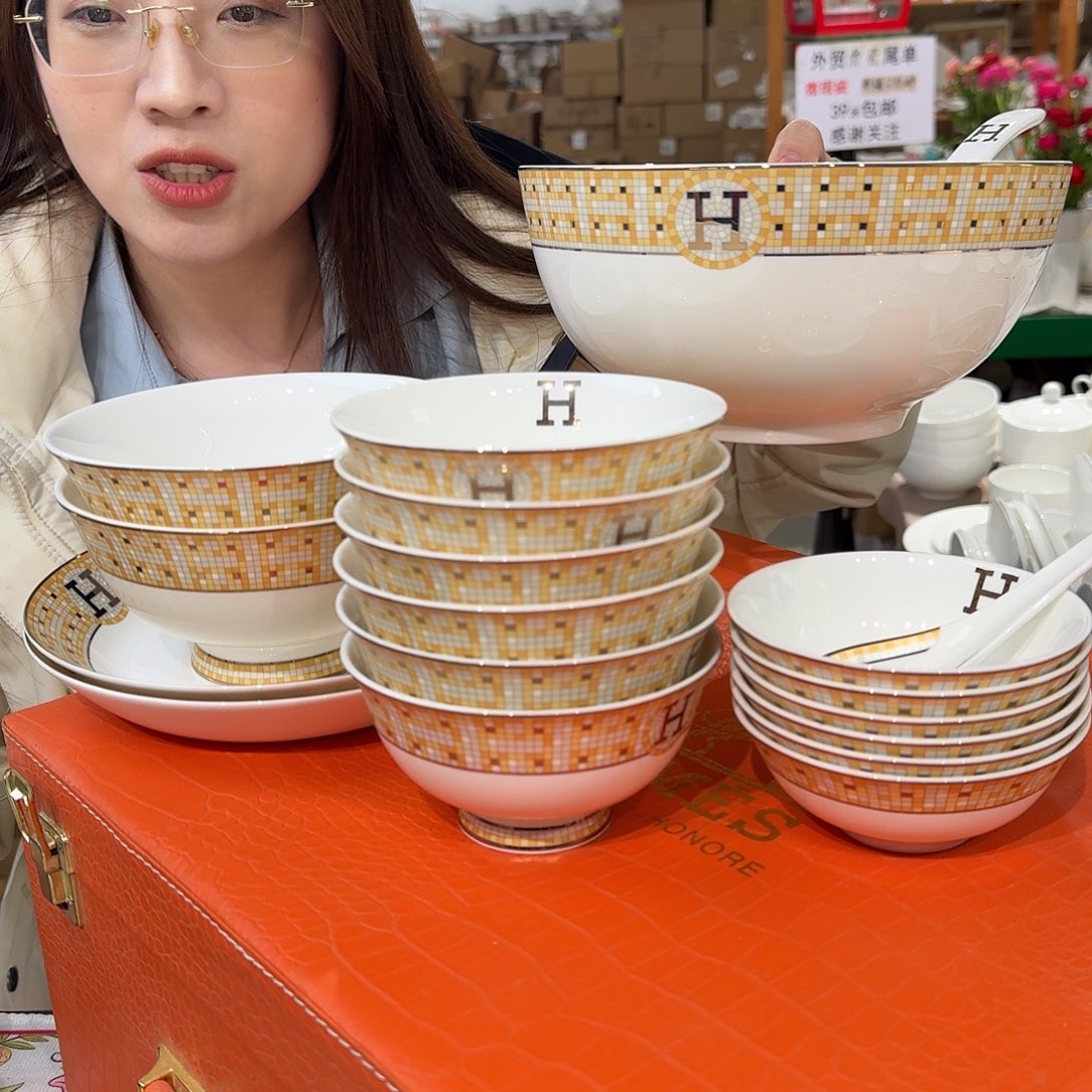 瓷金色28件套餐具礼盒发顺丰外贸尾单