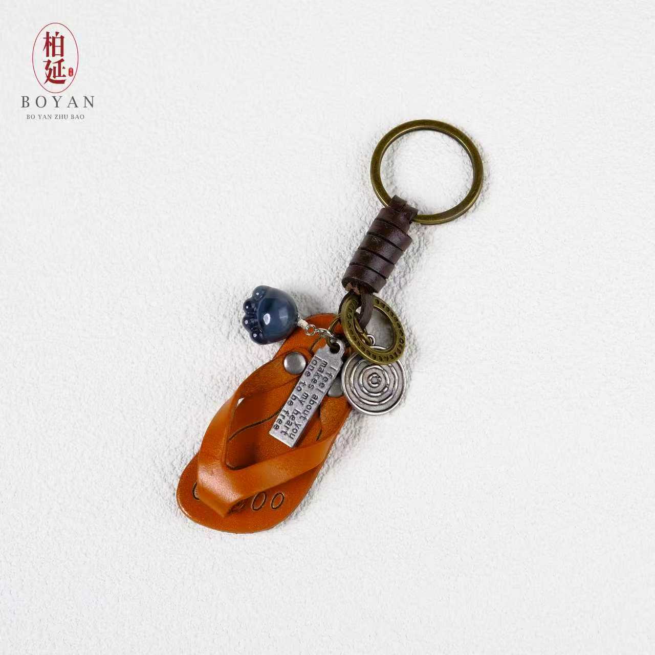 【捞钱手】和田玉聚墨青花猫爪吊坠时尚百搭小众珠宝女款精美BY2777