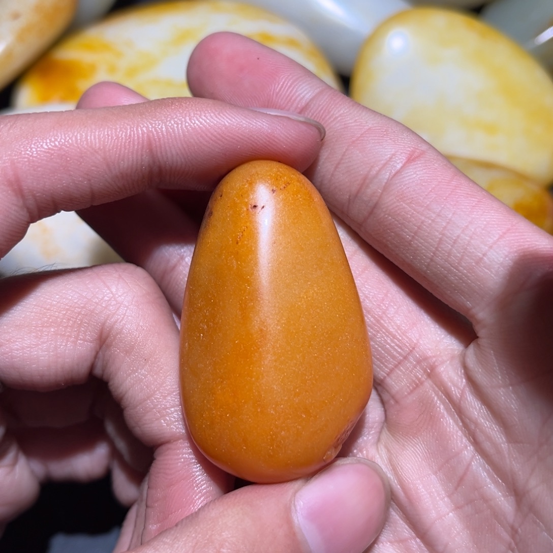 和田玉未镶嵌珠宝奇石