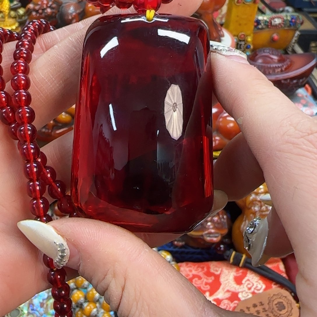 蜜蜡裸石未镶嵌卓玛推荐