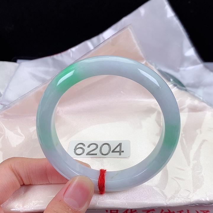 【闪购商品】翡翠手镯未镶嵌58圈口