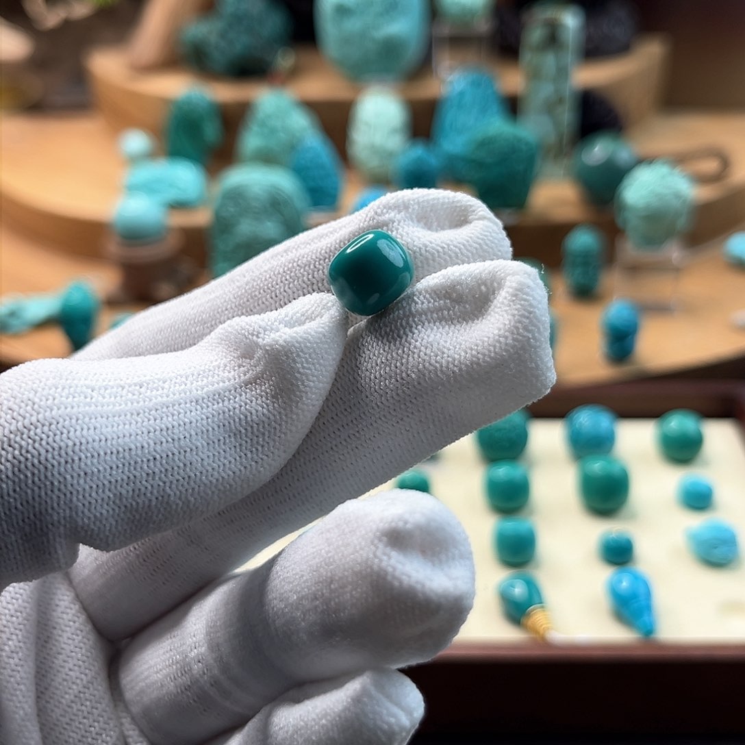 绿松石绿松石未镶嵌