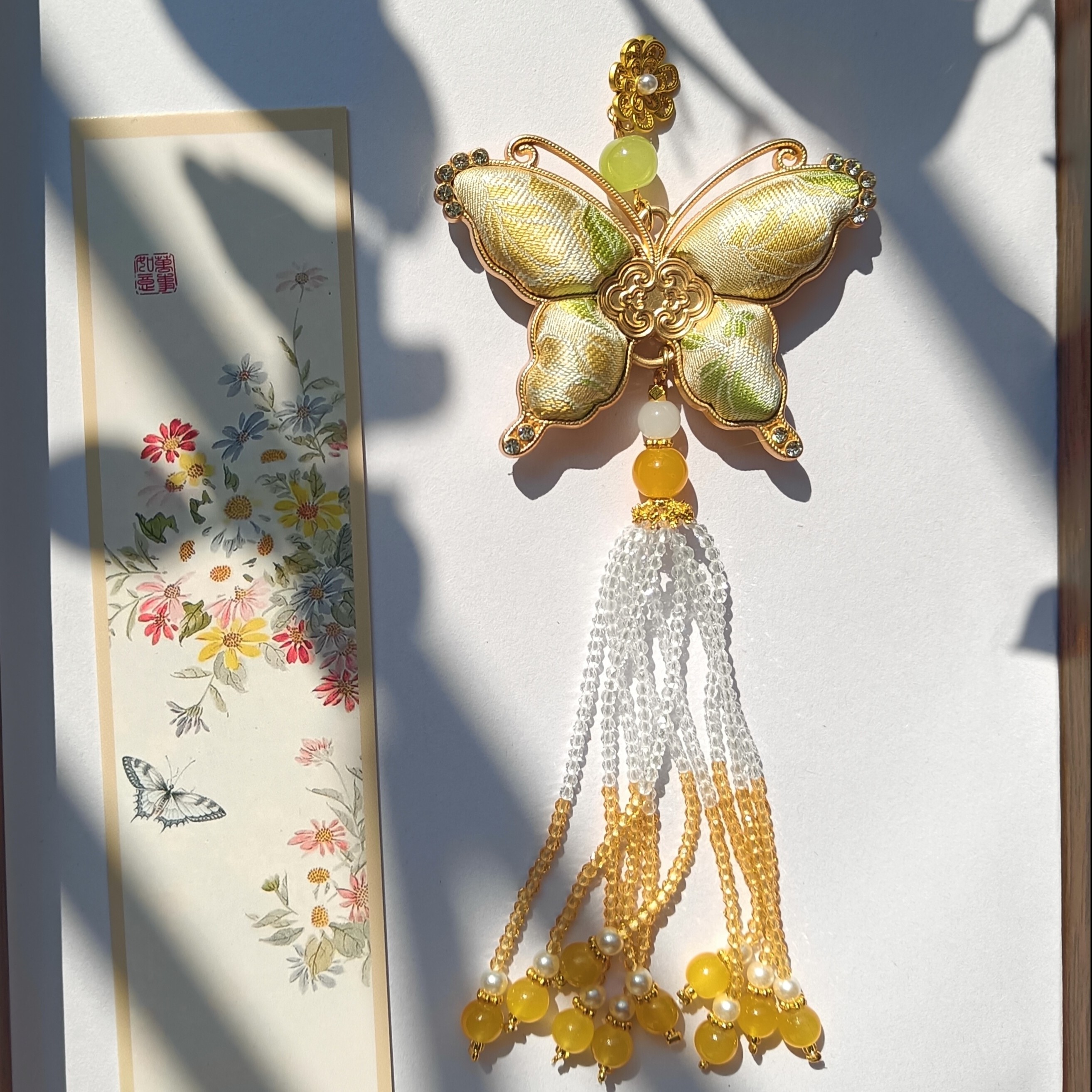 1.桑蚕丝宋锦纯手工饰品定制（仅限直播间），一物一拍不退换蝴蝶