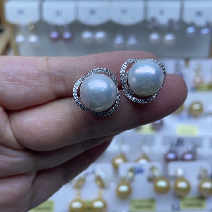 长****银S925镶嵌淡水珍珠耳饰