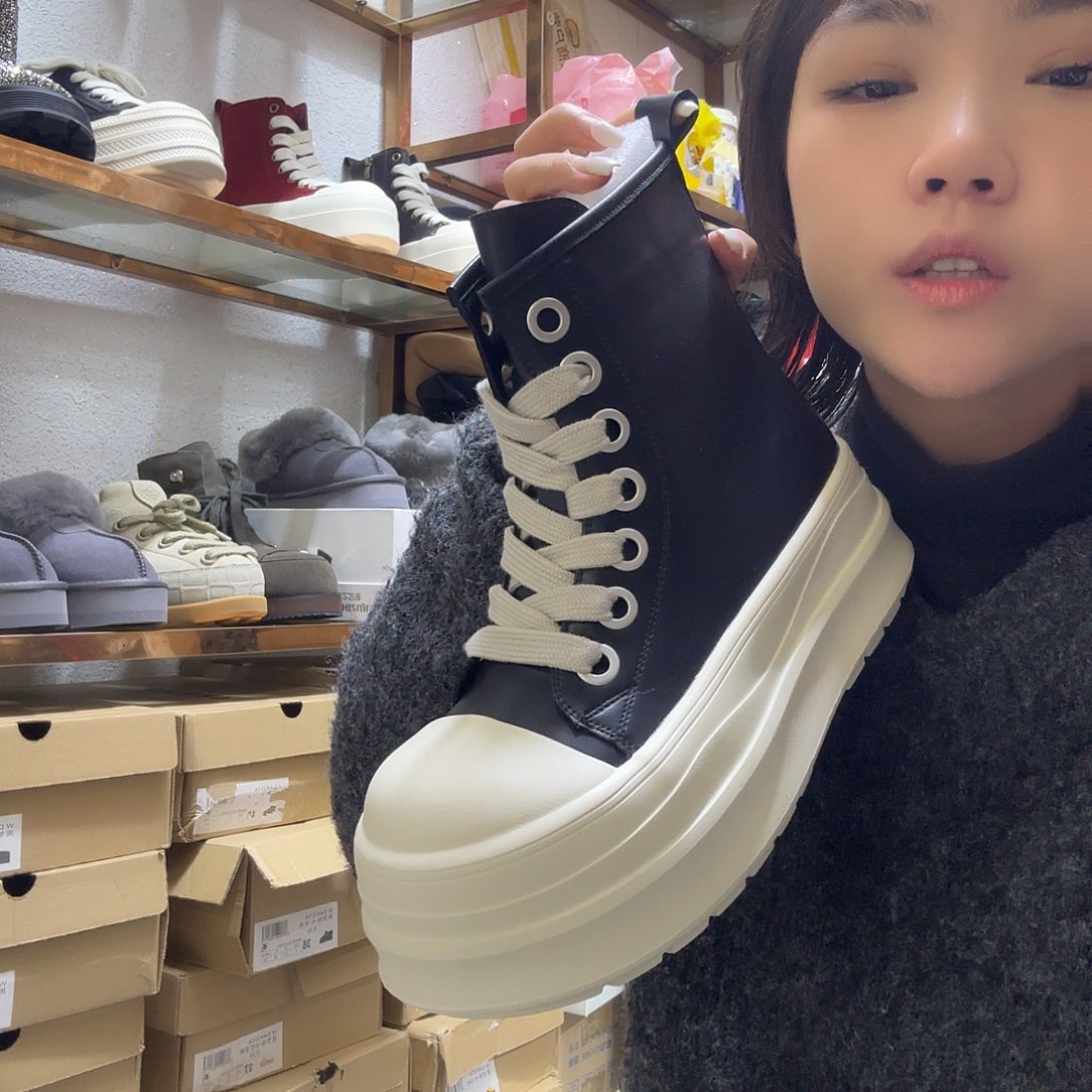 37码黑色皮面单里