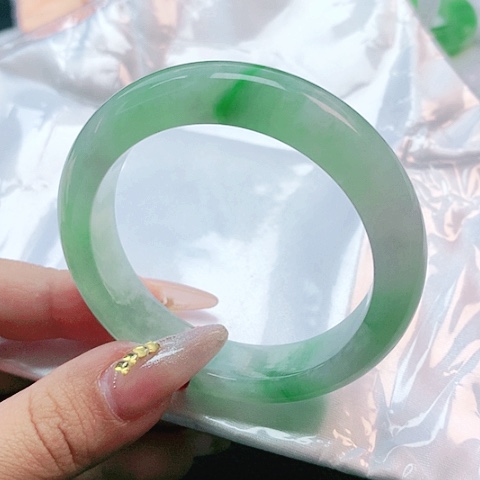 未镶嵌手镯翡翠2813