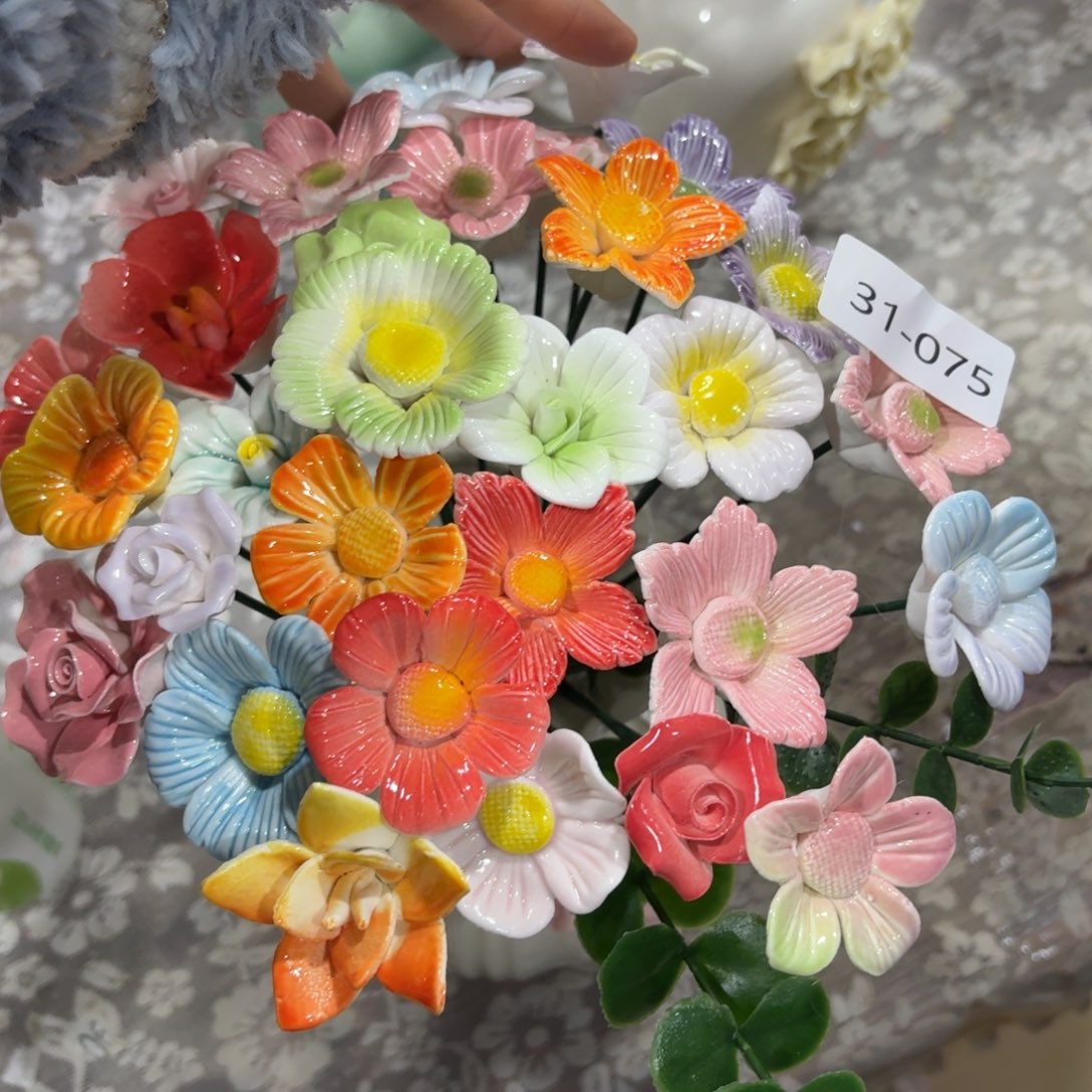 3175 陶瓷花，28元发货，退款拉黑，