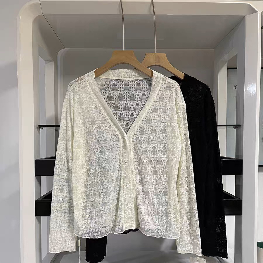 蕾丝亲肤女士开衫