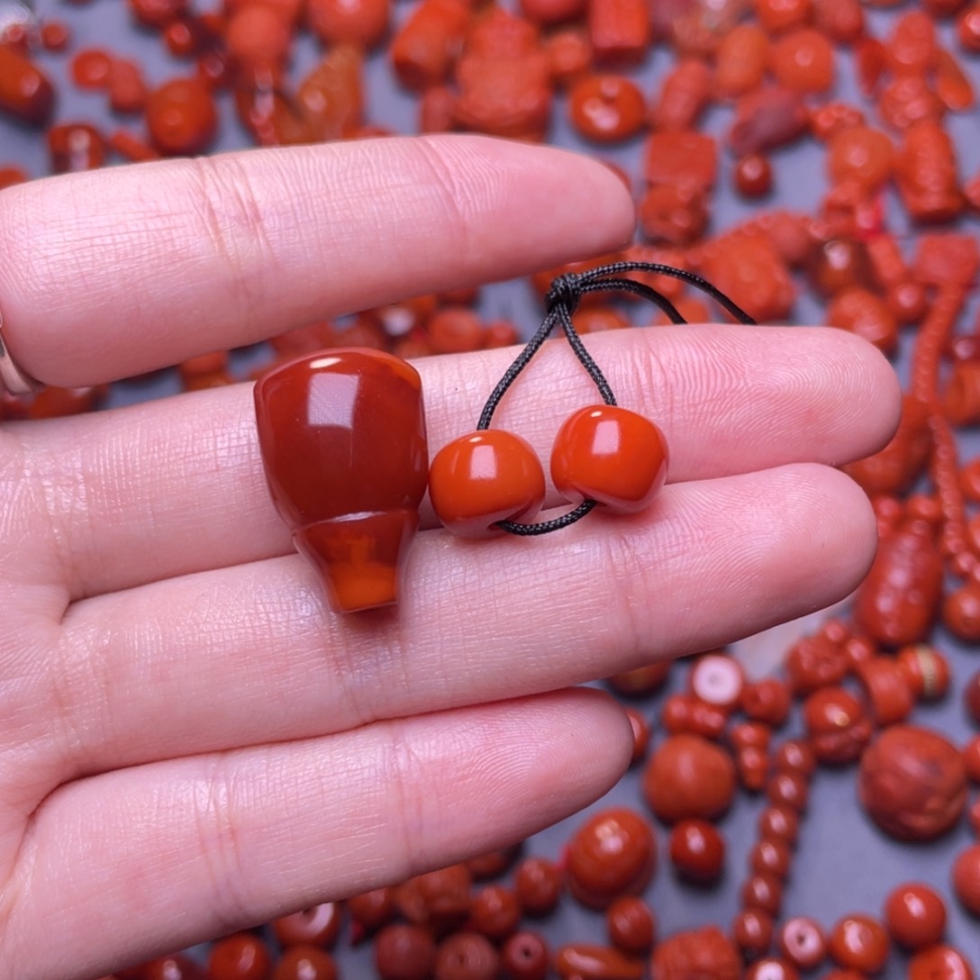 南红玛瑙配饰9.5未镶嵌乐****了