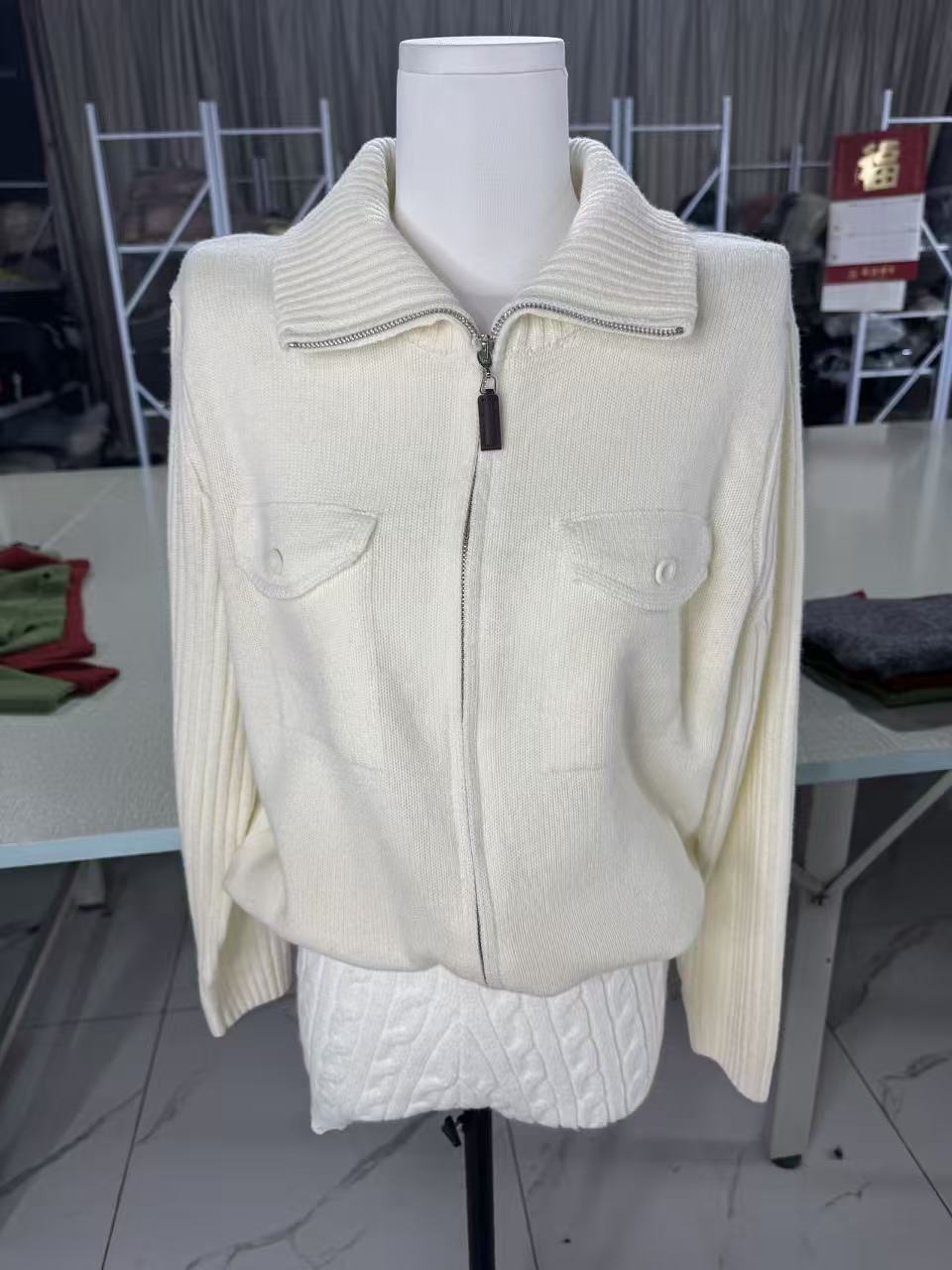 秋冬女立领翻领针织开衫名媛风山茶花纽扣外套翻领立领全羊毛毛衣