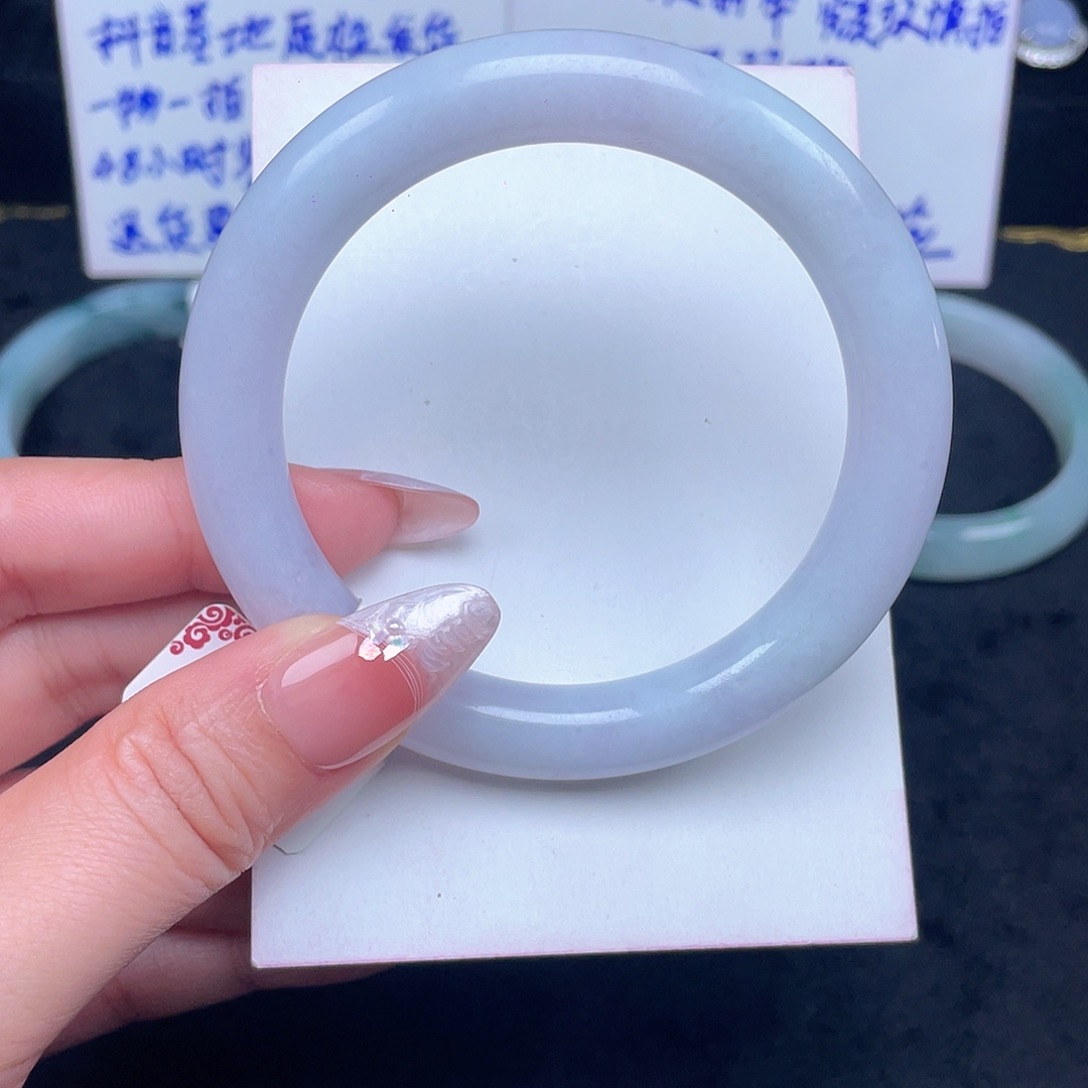 翡翠未镶嵌手镯021