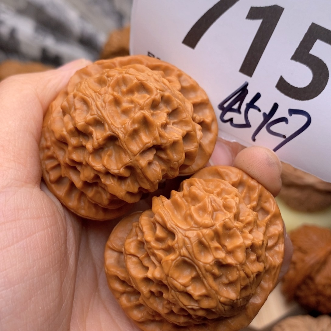 文玩核桃把件715号线45全灯