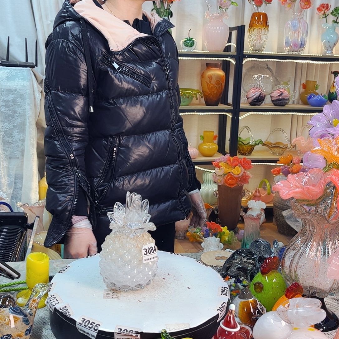 菠萝家悦琉璃工艺品