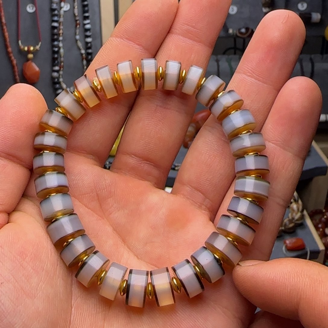 未镶嵌颈饰玛瑙/玉髓