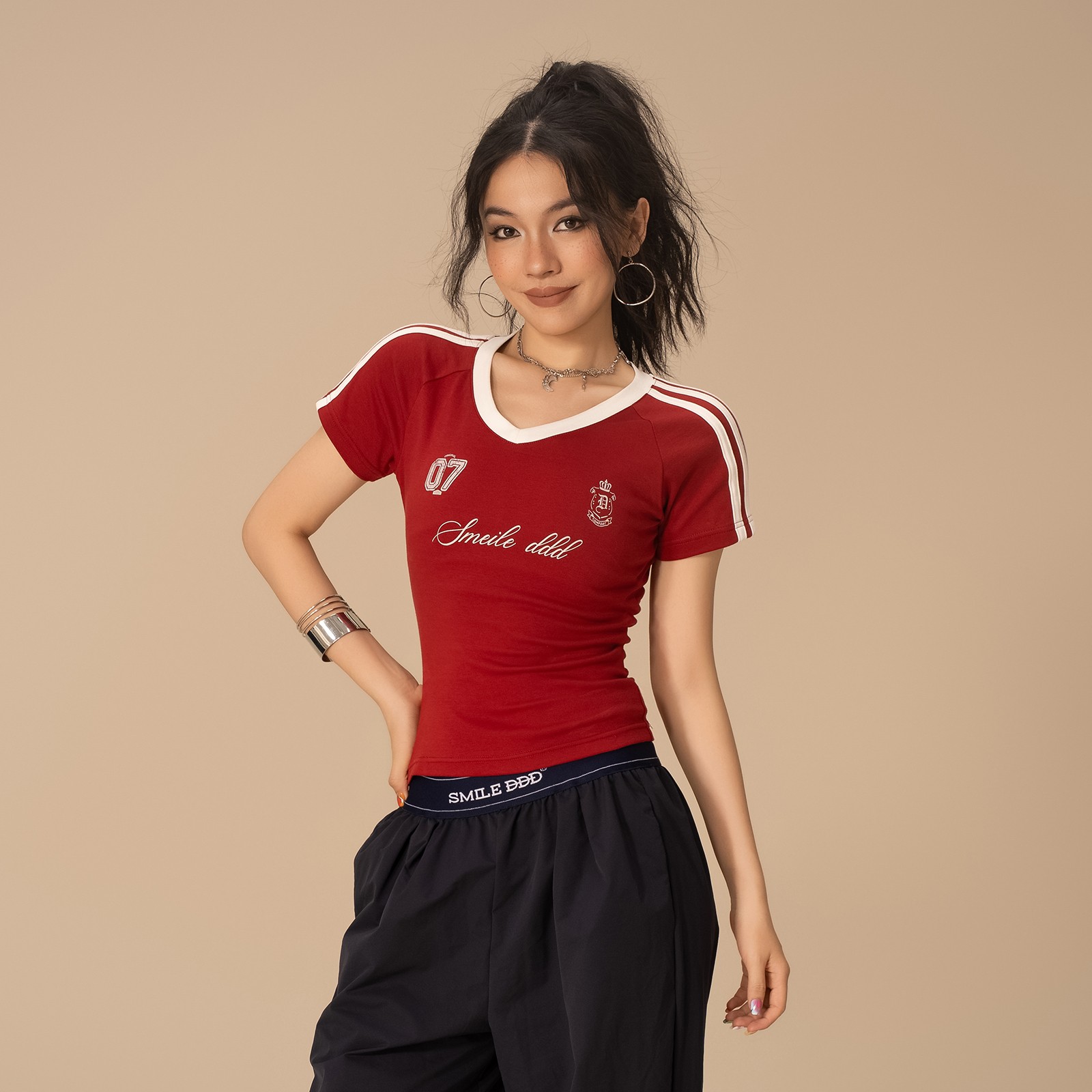 SMILE DDD 织带V领撞色球衣短袖夏季美式拼接修身显瘦街舞辣妹T恤