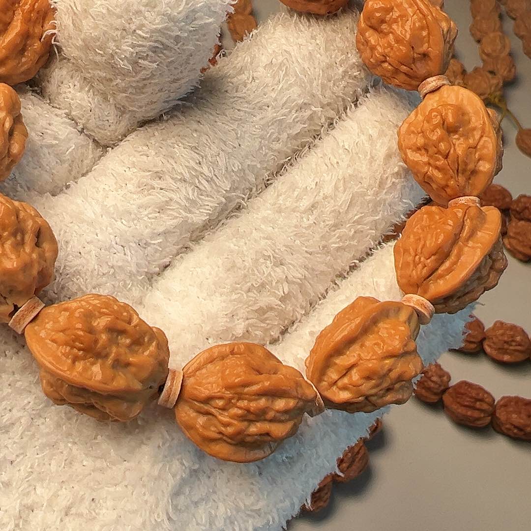 猴头核桃吊坠孙*眼金蟾血蛤16