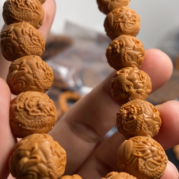 猴头核桃吊坠中*一次比方