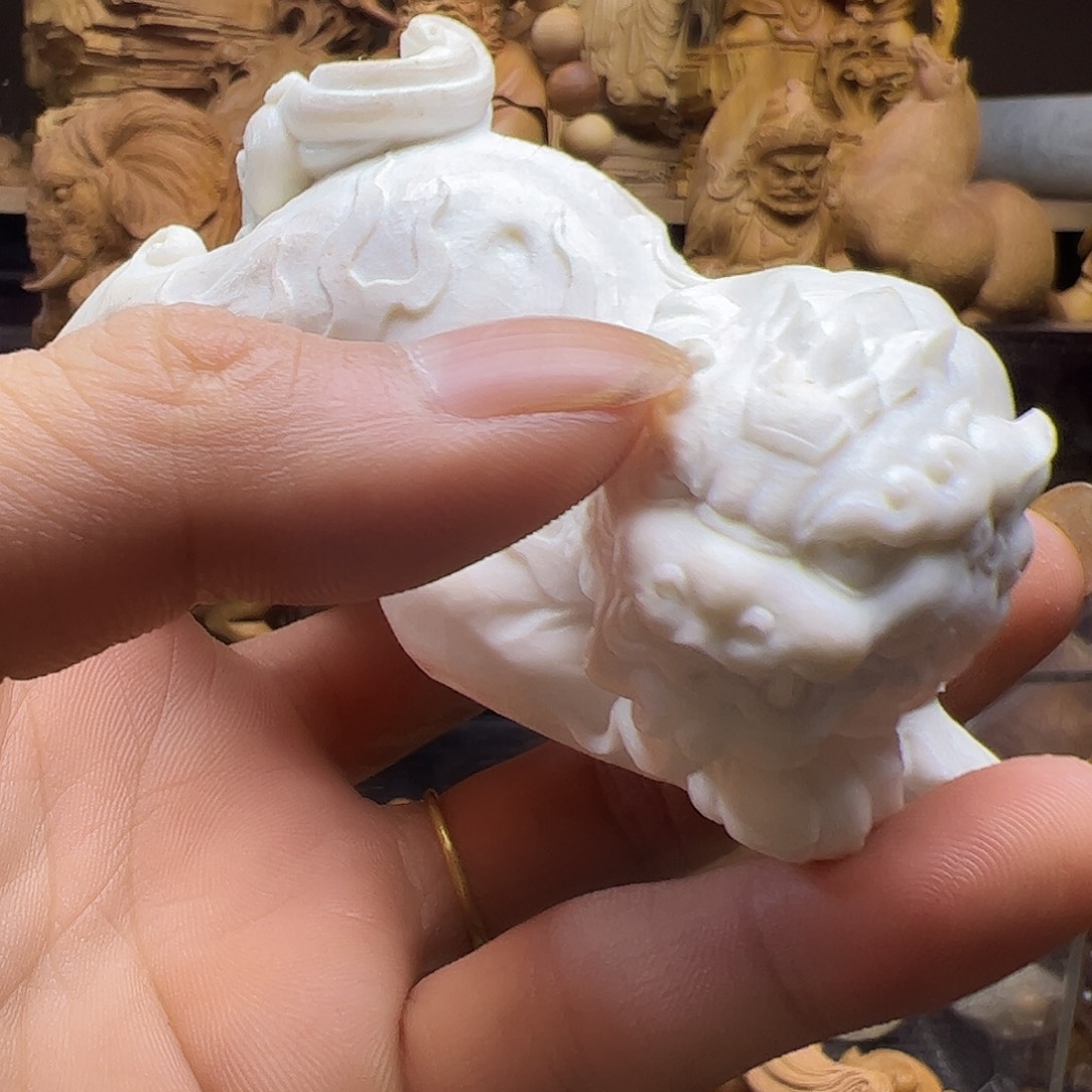 佐***罗檀香木鹿角貔貅纯手工