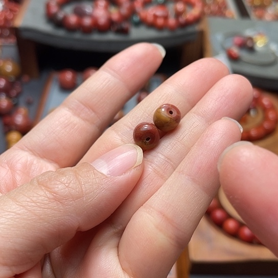 未镶嵌单珠8多样性发1南红玛瑙