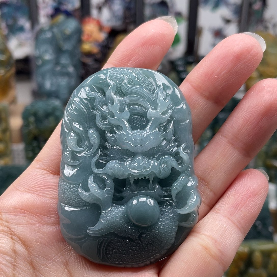 颈饰未镶嵌翡翠天然翡翠a货龙