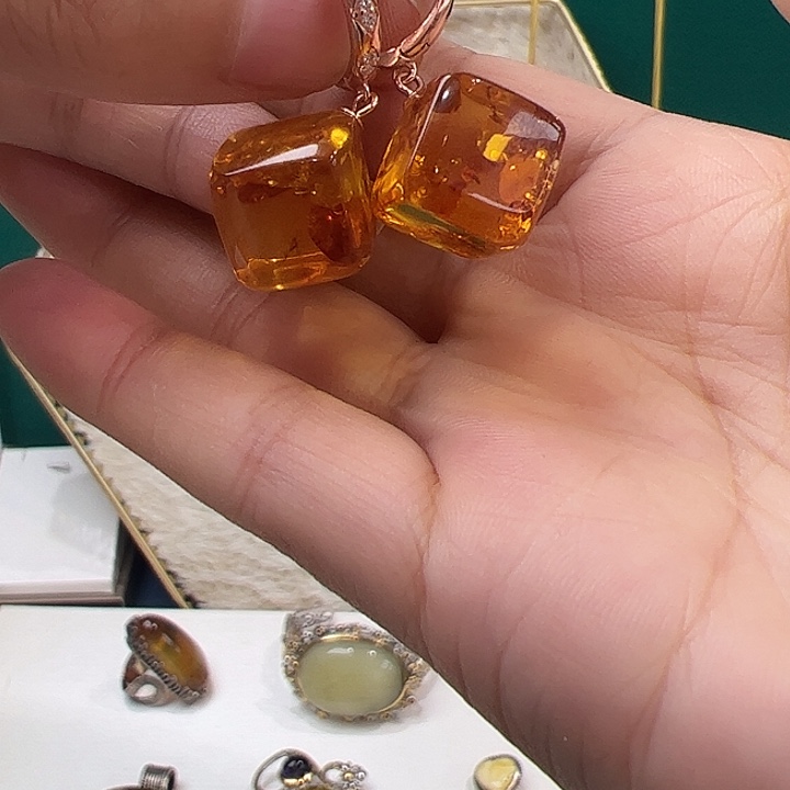 琥珀未镶嵌戒指耳钉