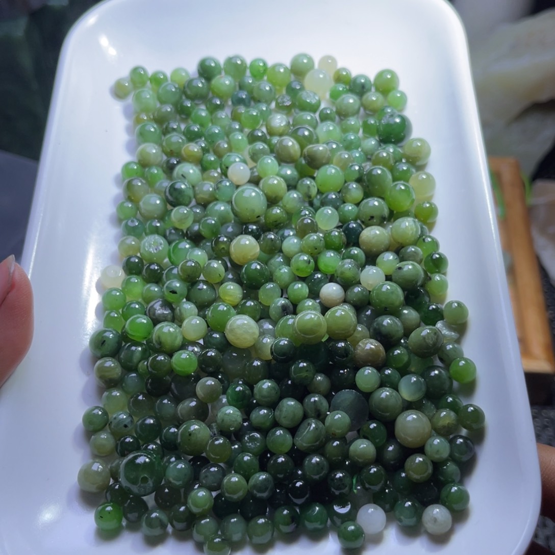 未镶嵌和田玉珠宝半成品