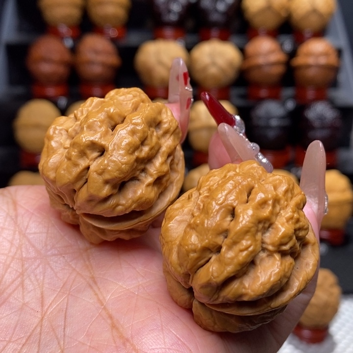 文玩核桃把件赤霄金蟾28号