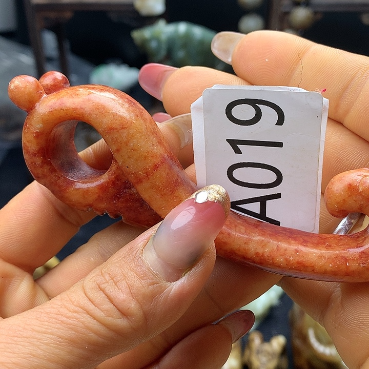 和田玉未镶嵌车挂