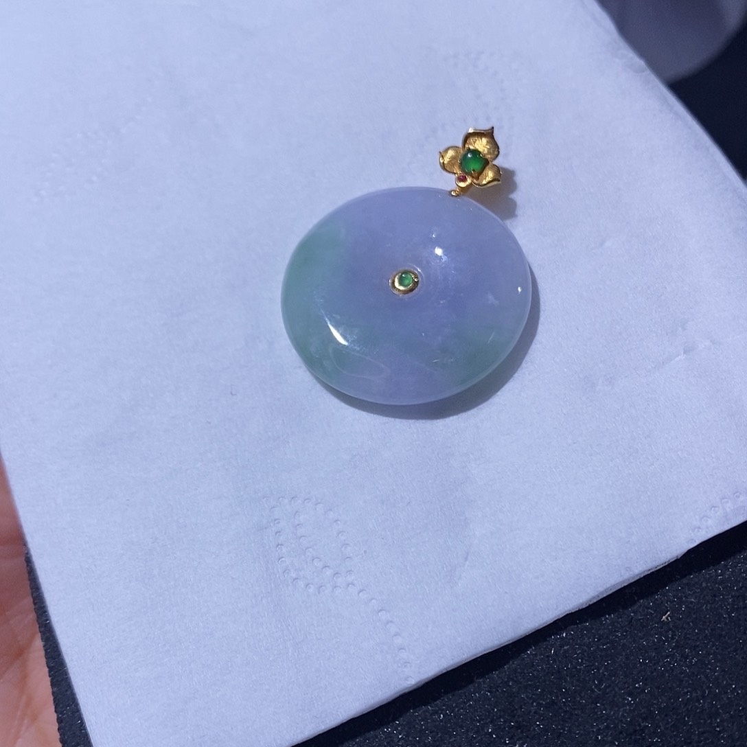 翡翠吊坠(不含链)18K金镶嵌
