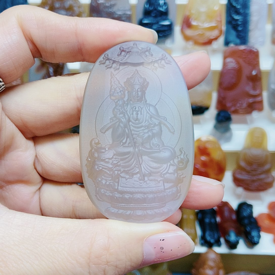 玛瑙/玉髓颈饰未镶嵌楠*