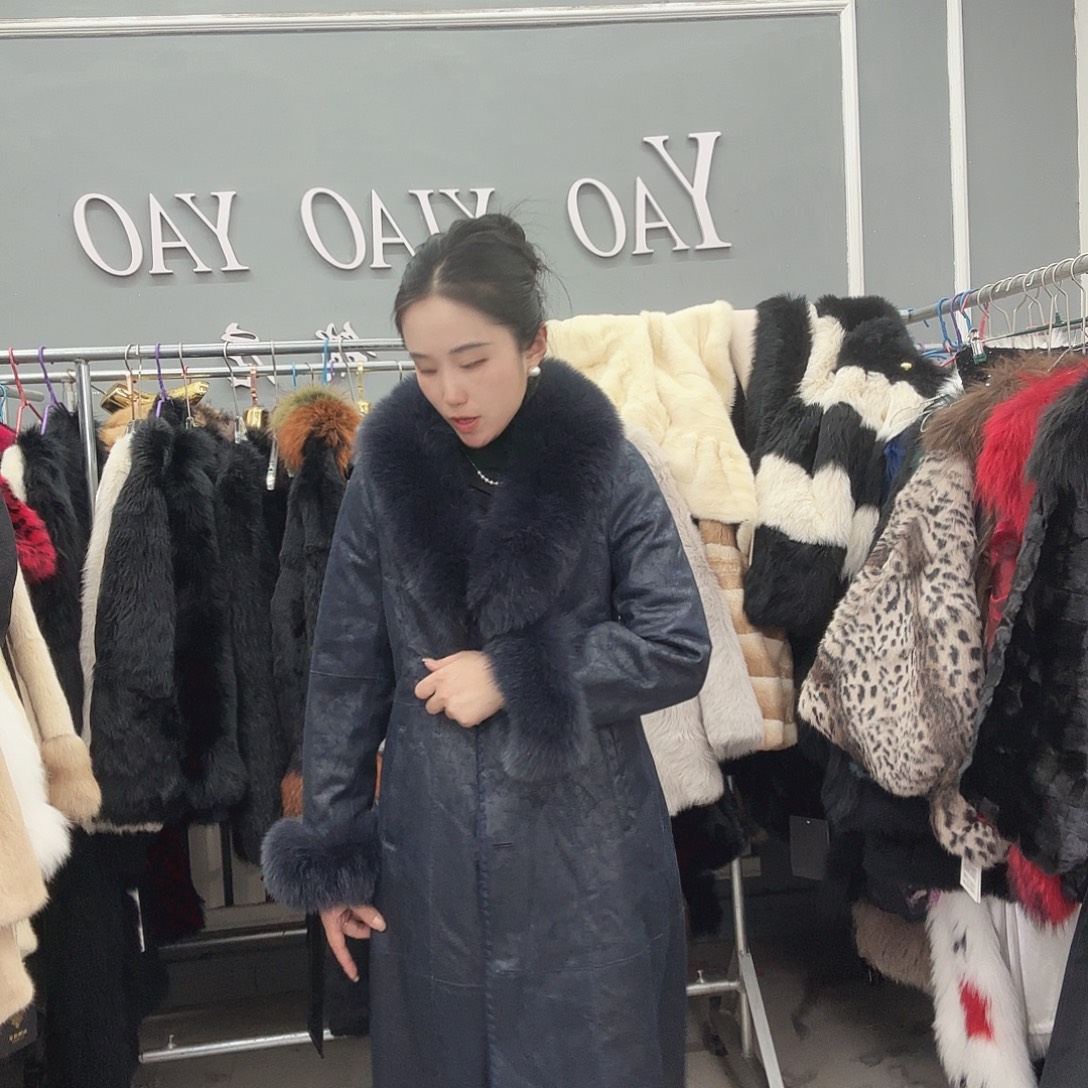 姚小妖家高端皮草