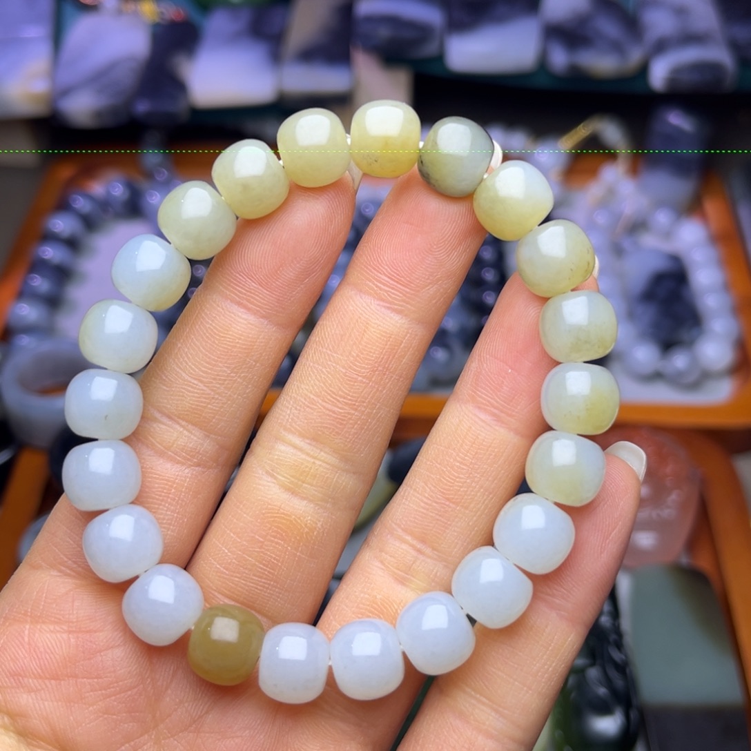 和田玉未镶嵌手串