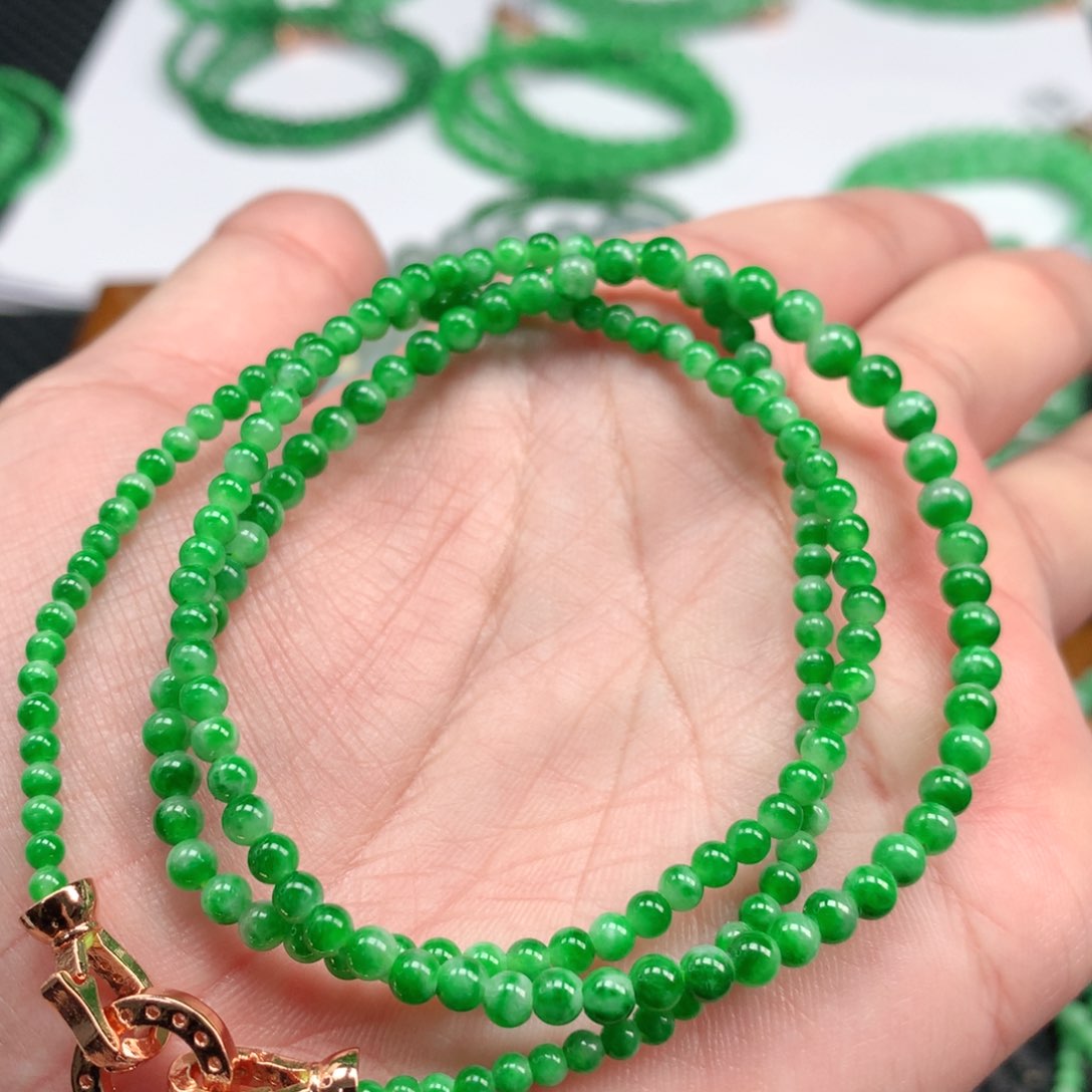 翡翠手链未镶嵌翡翠