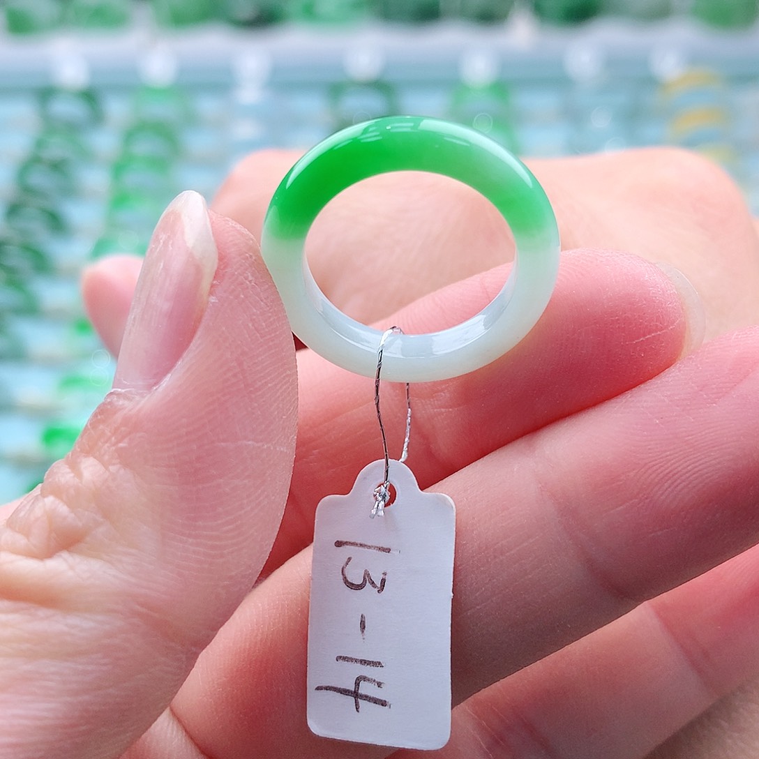 翡翠未镶嵌戒指A货缅甸翡翠