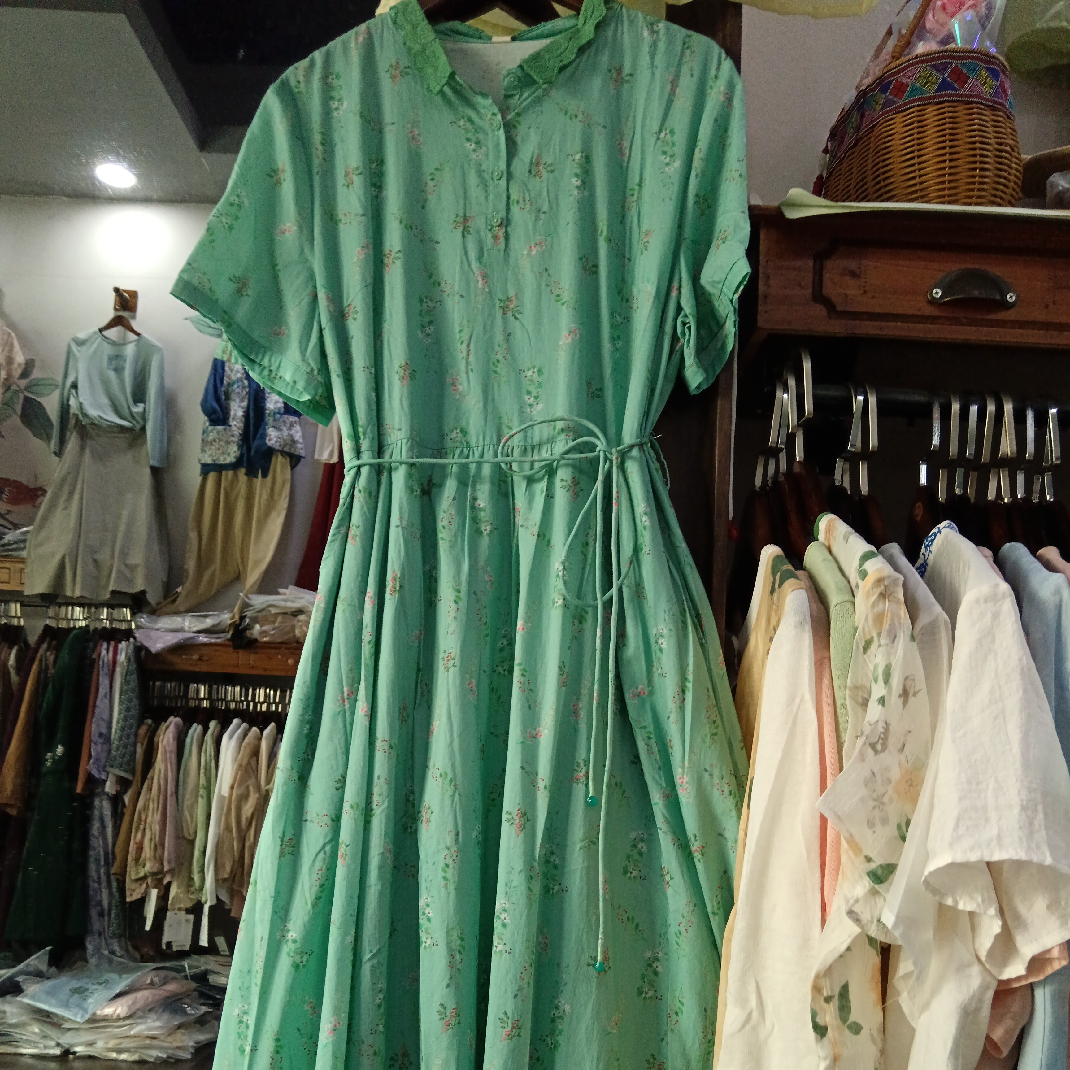 夏款刺绣连衣裙女装连衣裙碎花气质女士时尚夏季