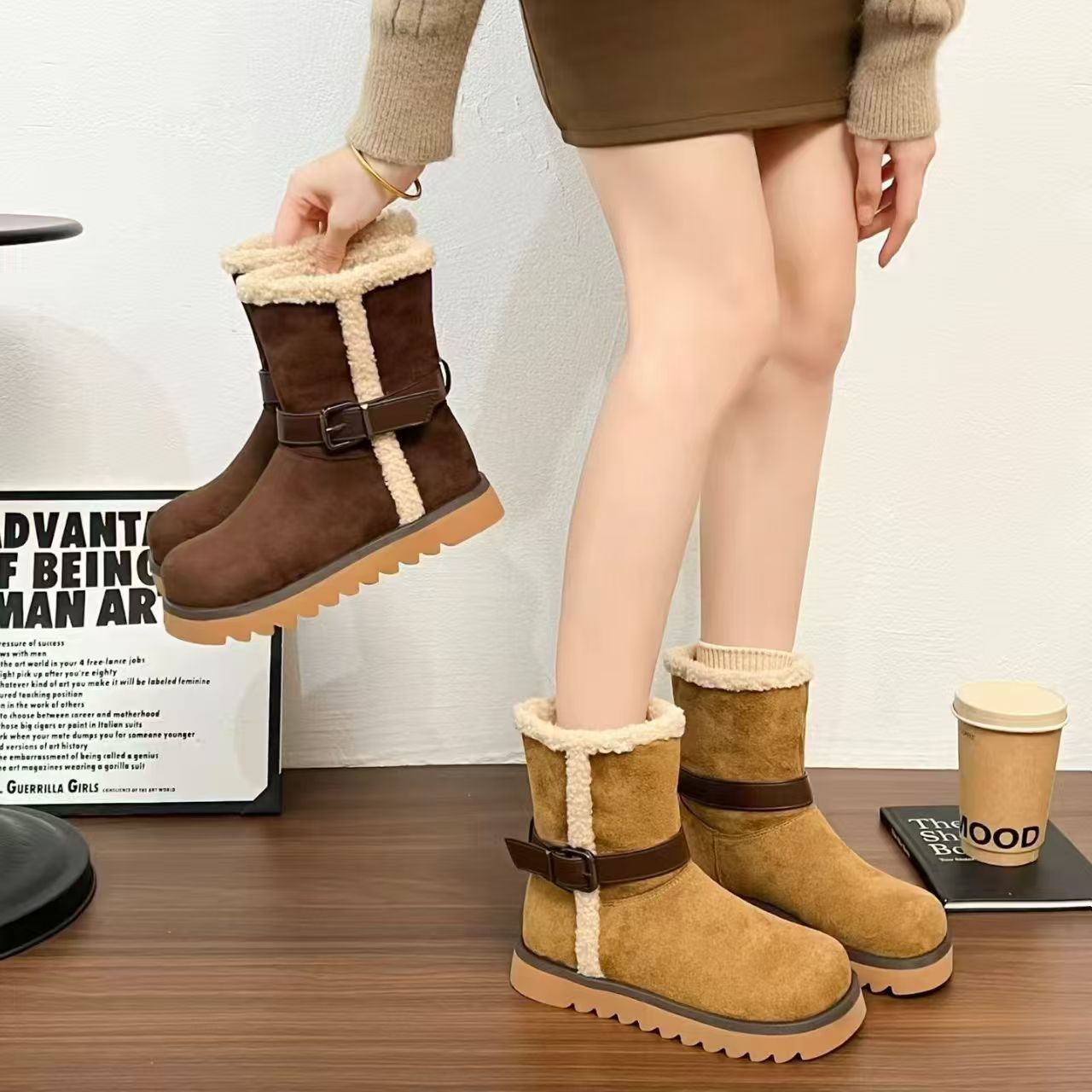 【达珍服装】厚底耐磨厚款中筒中帮时尚雪地靴保暖冬季时尚