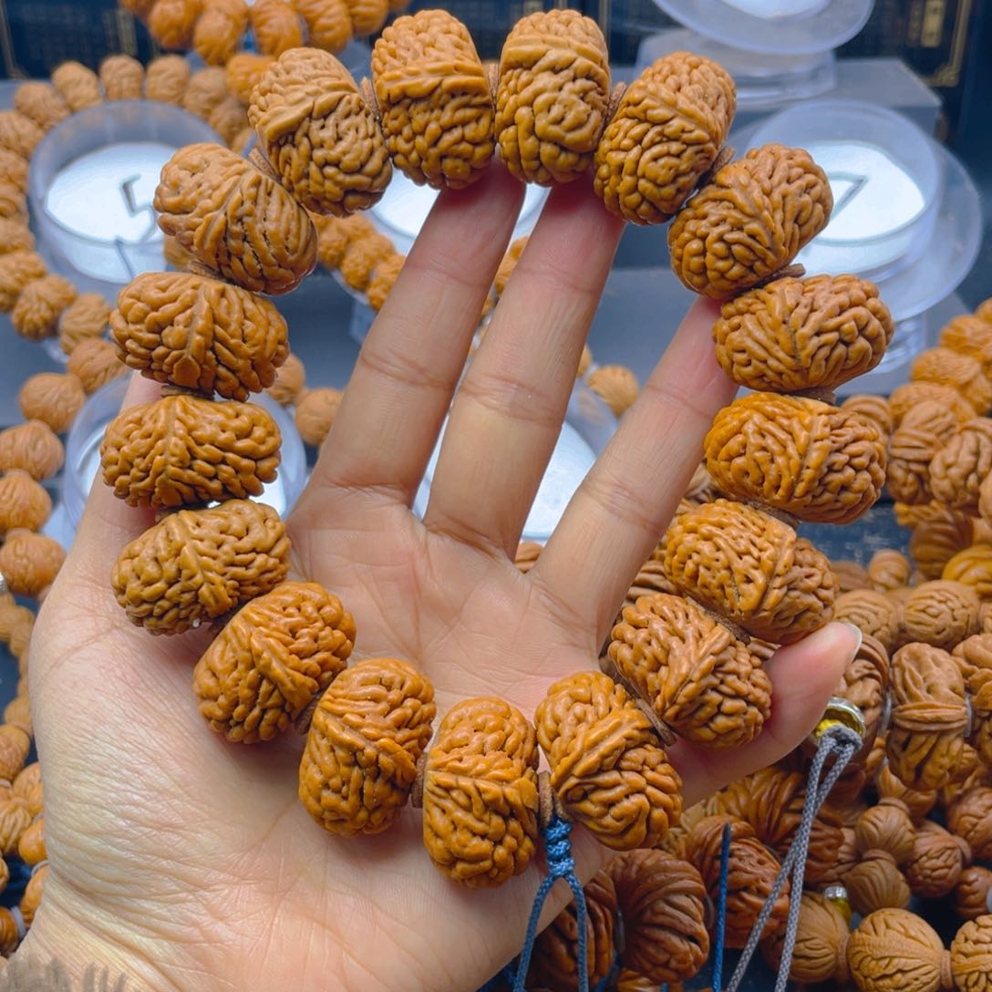 桃核手串皓*爸红红火火过大年啦6