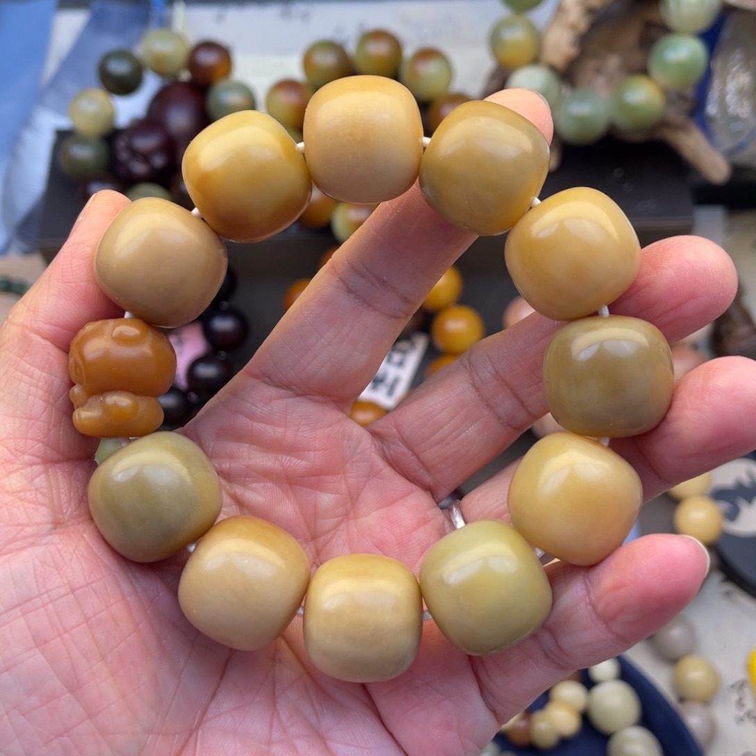 龙脊菩提吊坠20桶珠