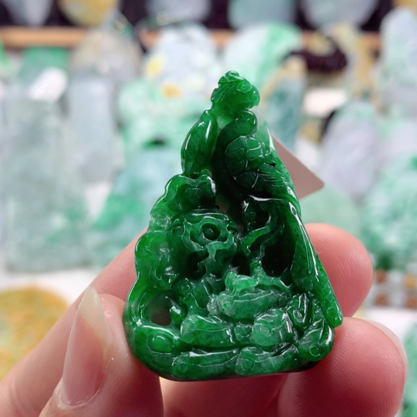 【闪购商品】翡翠吊坠(不含链)未镶嵌