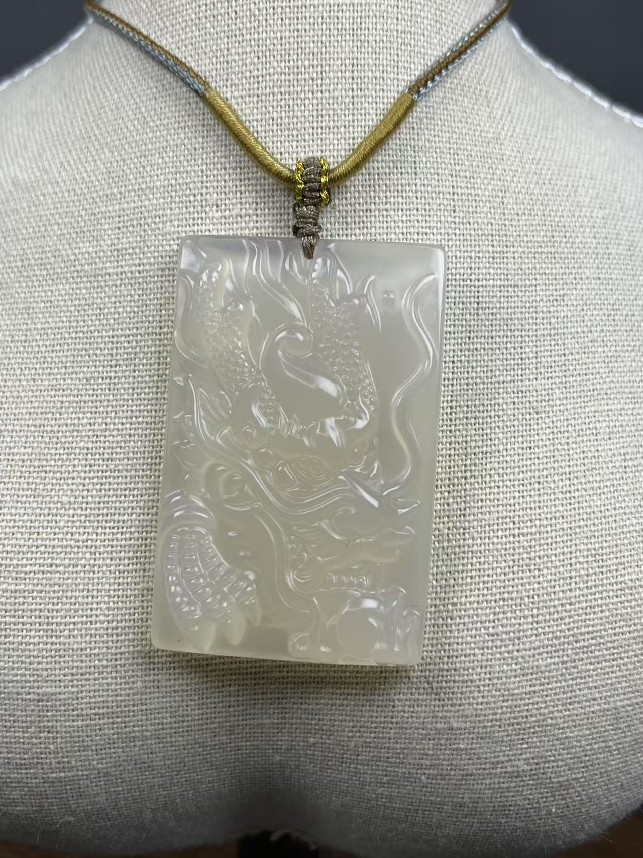 纯天然高冰高透龙头牌玉坠富贵吉祥男女情侣款百搭挂件