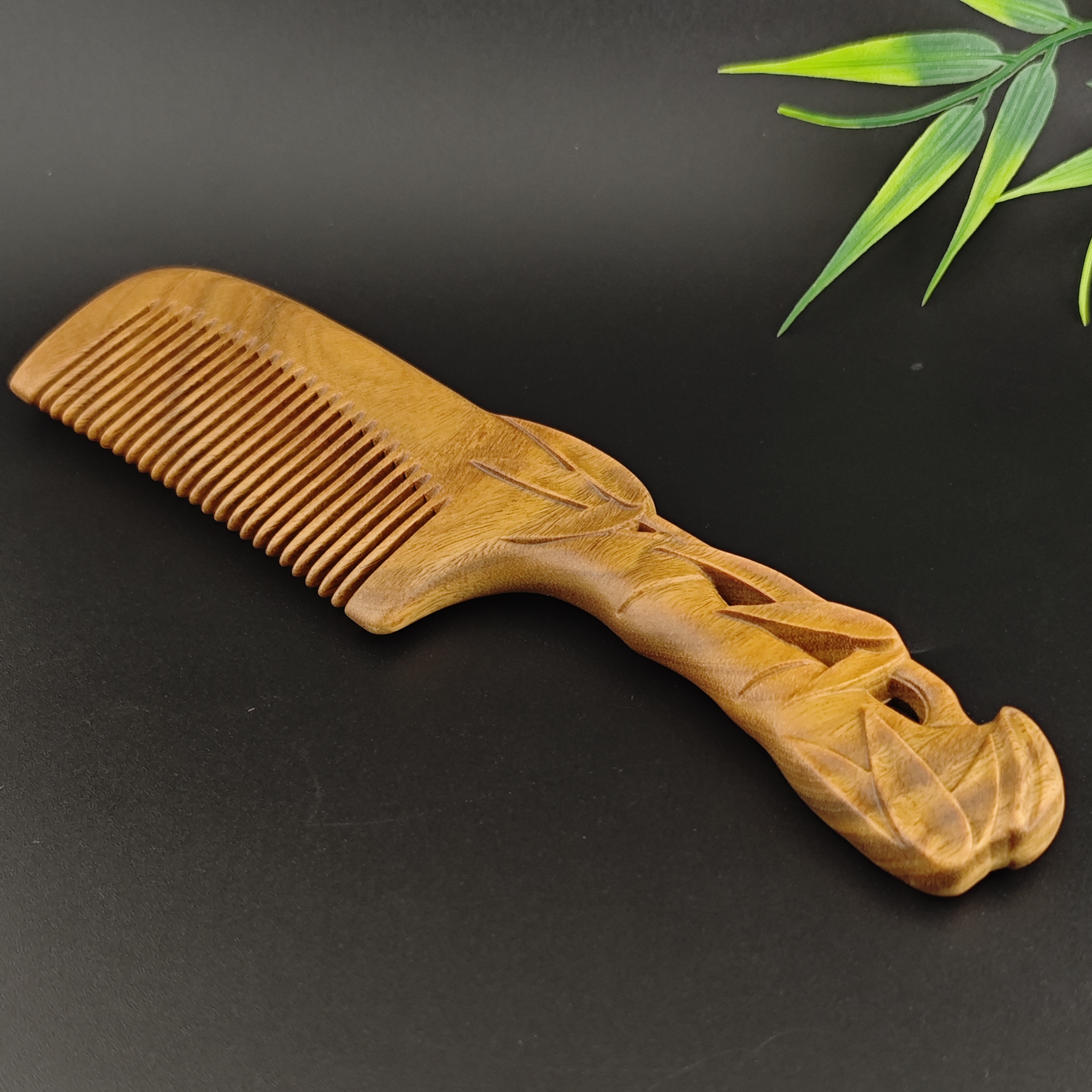 【慕城】高升助长 绿檀木梳子  B171