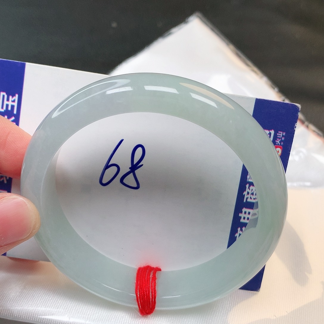 翡翠手镯未镶嵌68号