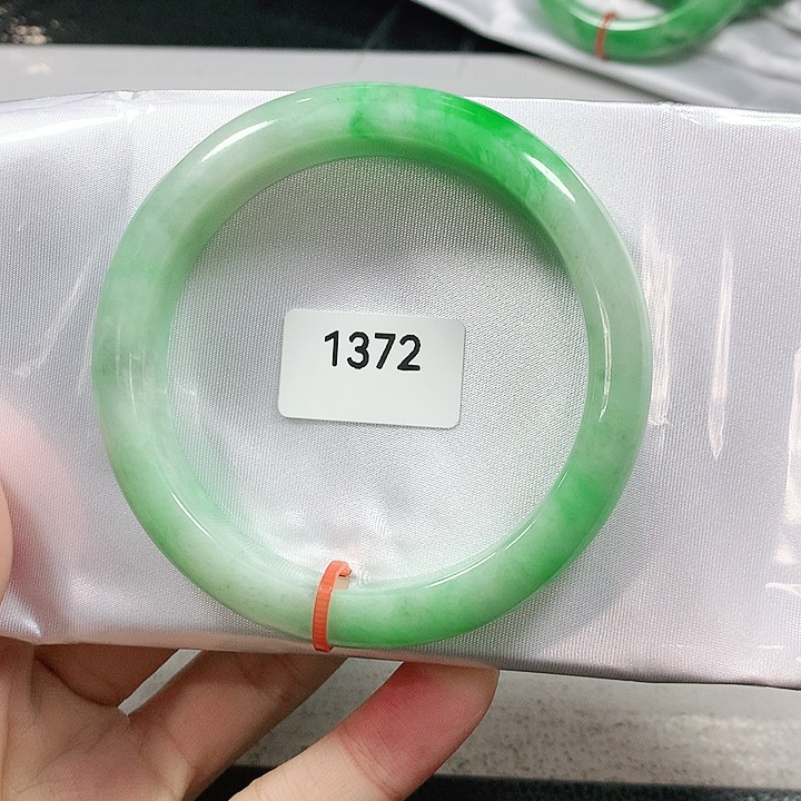 翡翠手镯未镶嵌天然翡翠手镯57.5