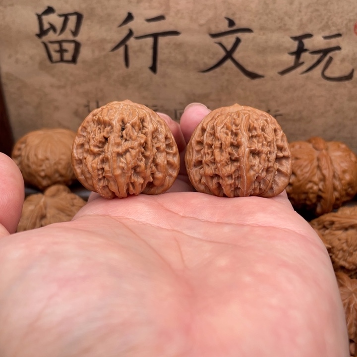 文玩核桃把件36四座楼