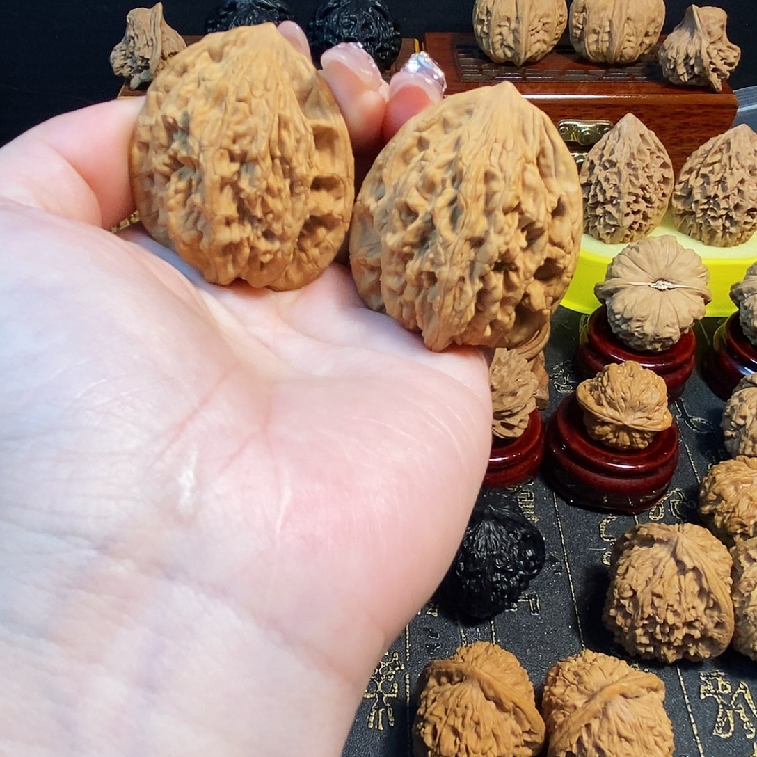 核桃全品无修虎头