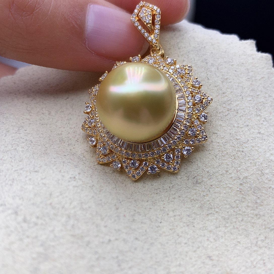 ****礼银S925镶嵌海水珍珠吊坠(赠链)