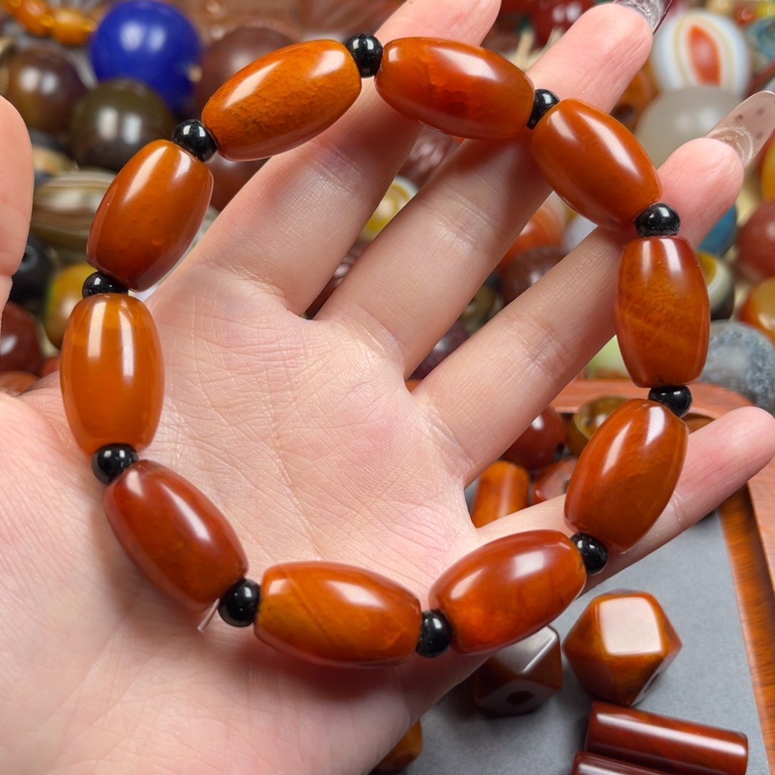 玛瑙/玉髓颈饰未镶嵌