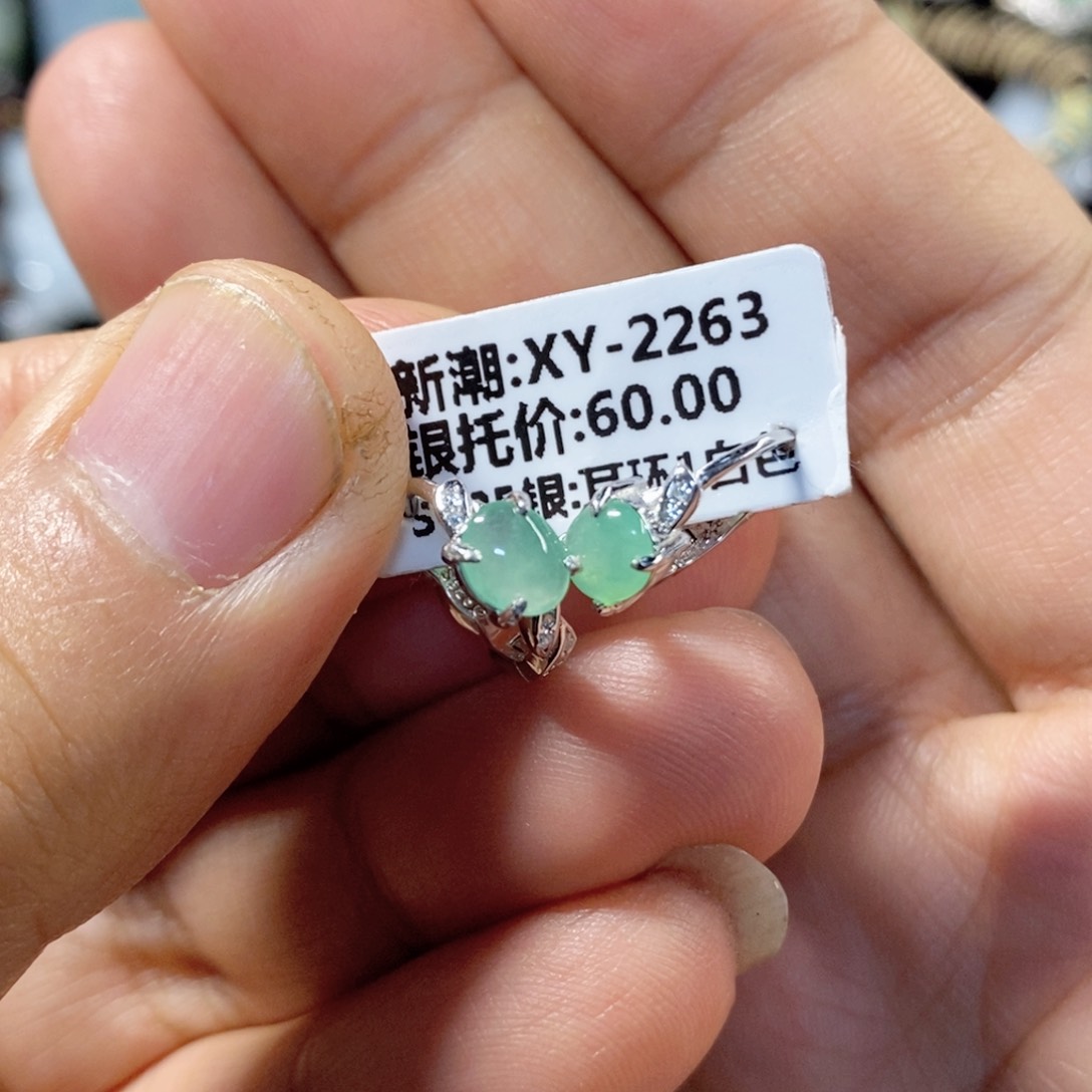 翡翠耳饰银S925镶嵌缅甸翡翠A货耳饰